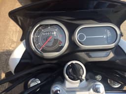 Bajaj V15 photo gallery